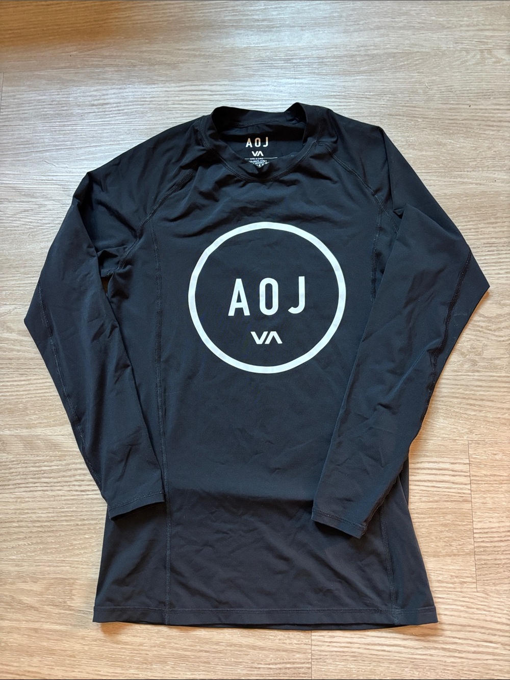 RVCA AOJ Men’s Sz M Long Sleeve Rashguard Gym Black Virus Performance Jiu Jitsu